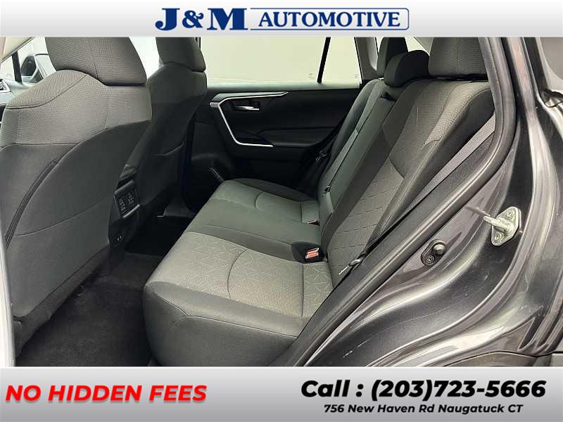 2020 Toyota Rav4 XLE, available for sale in Naugatuck, Connecticut | J&M Automotive Sls&Svc LLC. Naugatuck, Connecticut 2020 Toyota Rav4 XLE, available for sale in Naugatuck, Connecticut | J&M Automotive Sls&Svc LLC. Naugatuck, Connecticut