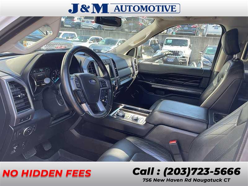 2018 Ford Expedition Platinum photo 2