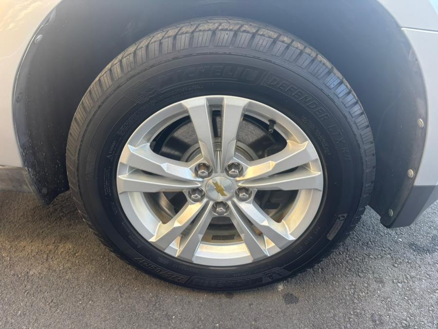 2010 Chevrolet Equinox FWD 4dr LTZ, available for sale in New haven, Connecticut | Wilson Maturo Motors. New haven, Connecticut 2010 Chevrolet Equinox FWD 4dr LTZ, available for sale in New haven, Connecticut | Wilson Maturo Motors. New haven, Connecticut
