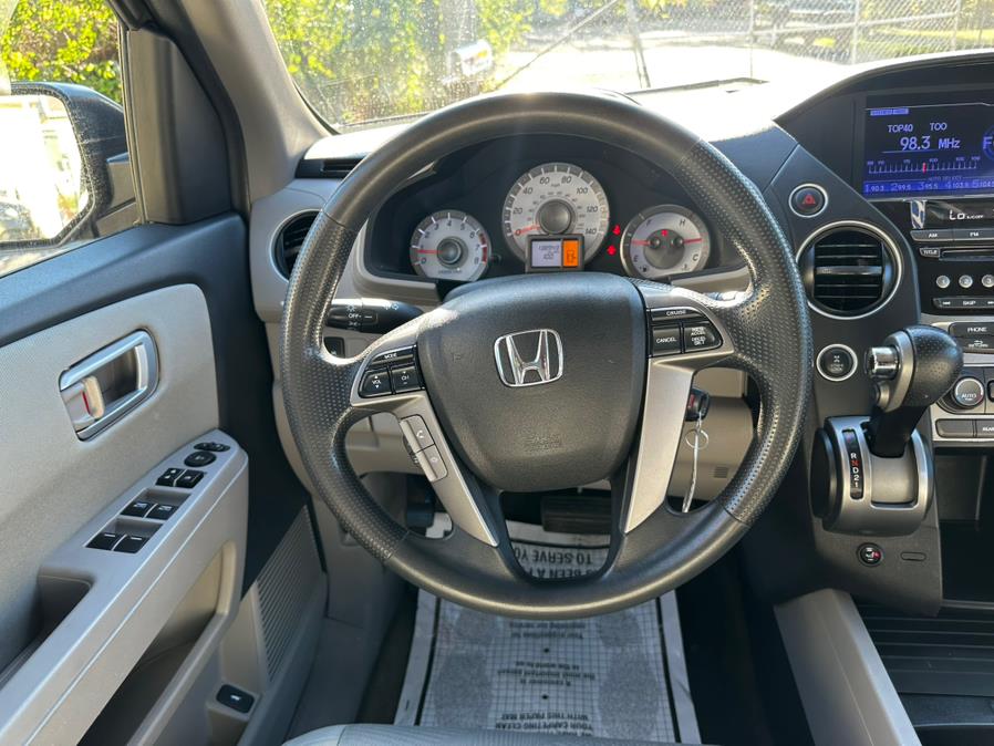2014 Honda Pilot 4WD 4dr LX, available for sale in New Milford, Connecticut | New Milford Auto Sales. New Milford, Connecticut 2014 Honda Pilot 4WD 4dr LX, available for sale in New Milford, Connecticut | New Milford Auto Sales. New Milford, Connecticut