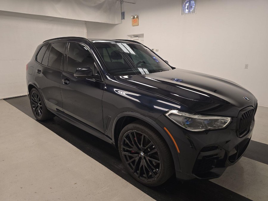 2022 BMW X5 sDrive40i Sports Activity Vehicle, available for sale in Franklin Square, New York | Luxury Motor Club. Franklin Square, New York 2022 BMW X5 sDrive40i Sports Activity Vehicle, available for sale in Franklin Square, New York | Luxury Motor Club. Franklin Square, New York