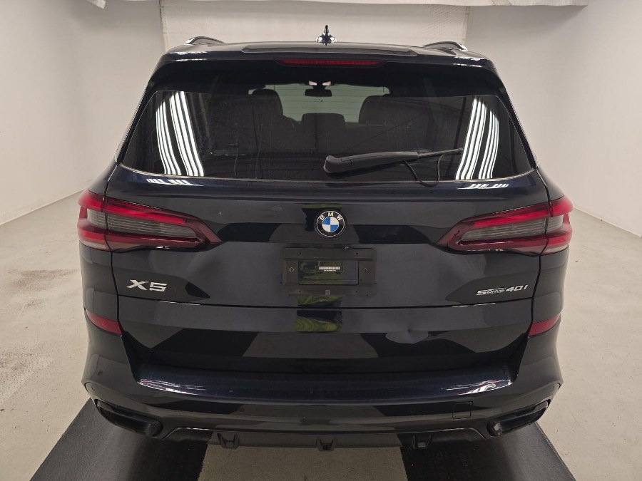 2022 BMW X5 sDrive40i Sports Activity Vehicle, available for sale in Franklin Square, New York | Luxury Motor Club. Franklin Square, New York 2022 BMW X5 sDrive40i Sports Activity Vehicle, available for sale in Franklin Square, New York | Luxury Motor Club. Franklin Square, New York