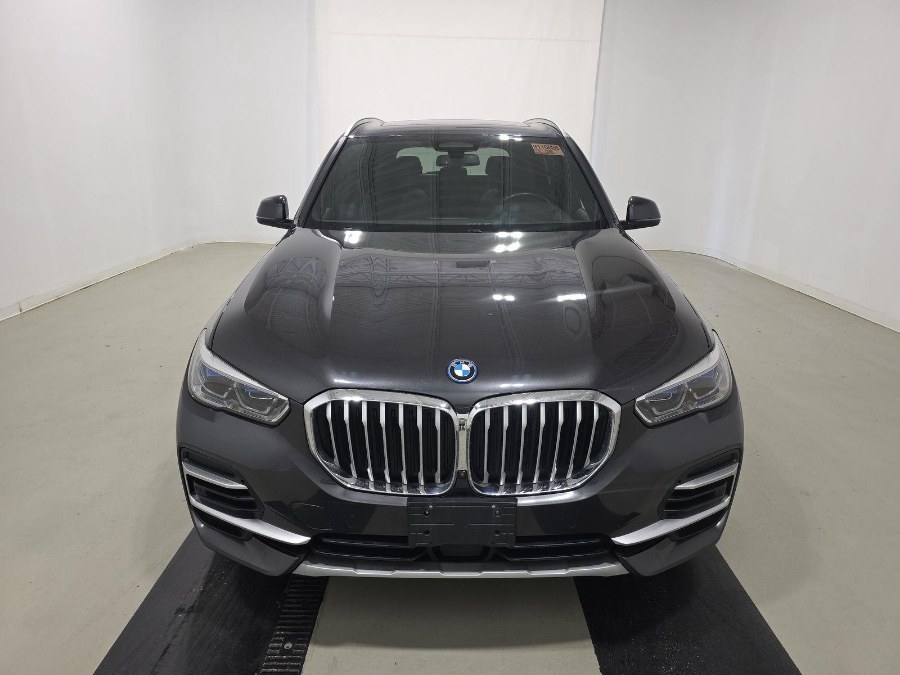 2022 BMW X5 xDrive45e Plug-In Hybrid, available for sale in Franklin Square, New York | Luxury Motor Club. Franklin Square, New York 2022 BMW X5 xDrive45e Plug-In Hybrid, available for sale in Franklin Square, New York | Luxury Motor Club. Franklin Square, New York