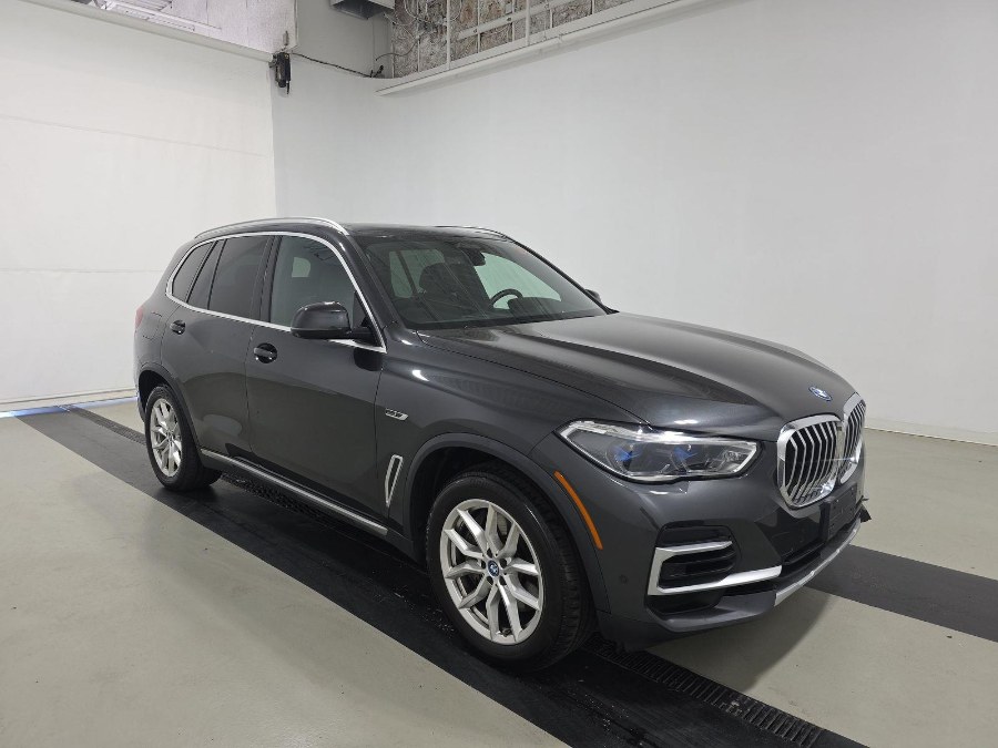 2022 BMW X5 xDrive45e Plug-In Hybrid, available for sale in Franklin Square, New York | Luxury Motor Club. Franklin Square, New York 2022 BMW X5 xDrive45e Plug-In Hybrid, available for sale in Franklin Square, New York | Luxury Motor Club. Franklin Square, New York