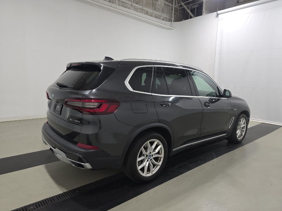2022 BMW X5 xDrive45e Plug-In Hybrid, available for sale in Franklin Square, New York | Luxury Motor Club. Franklin Square, New York 2022 BMW X5 xDrive45e Plug-In Hybrid, available for sale in Franklin Square, New York | Luxury Motor Club. Franklin Square, New York
