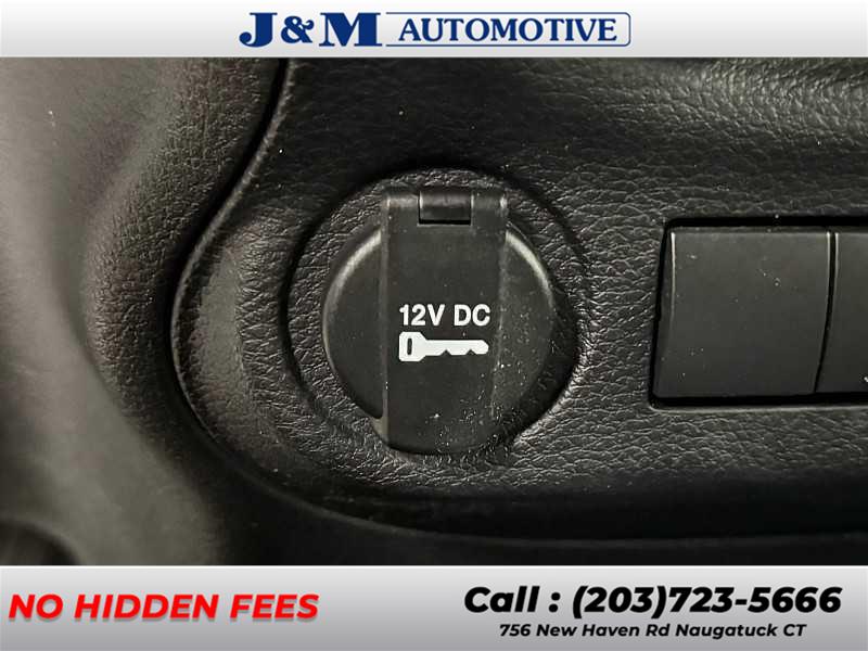 2014 Jeep Wrangler Sport photo 17