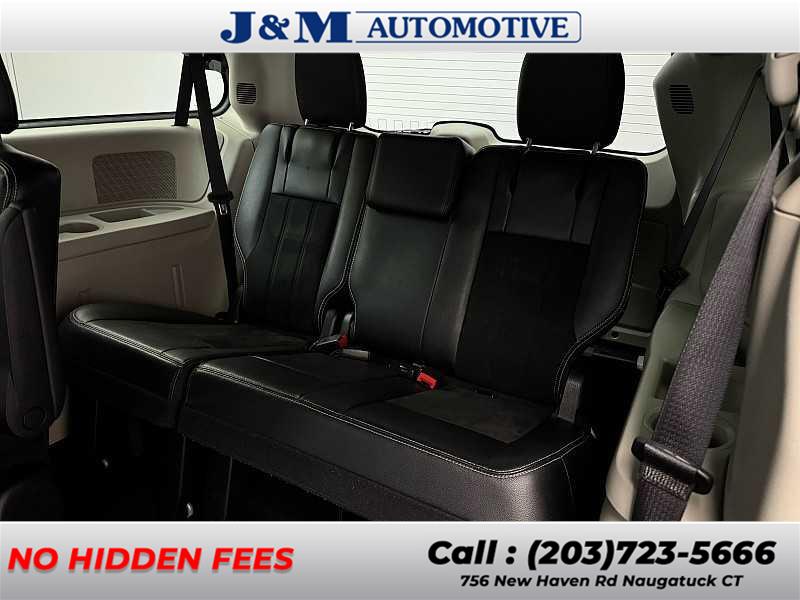 2019 Dodge Grand Caravan SXT photo 14