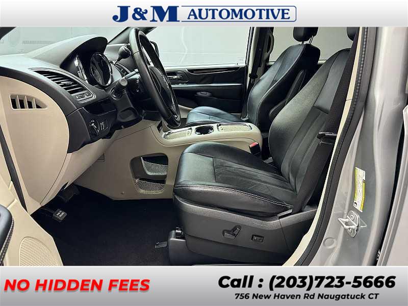 2019 Dodge Grand Caravan SXT photo 12