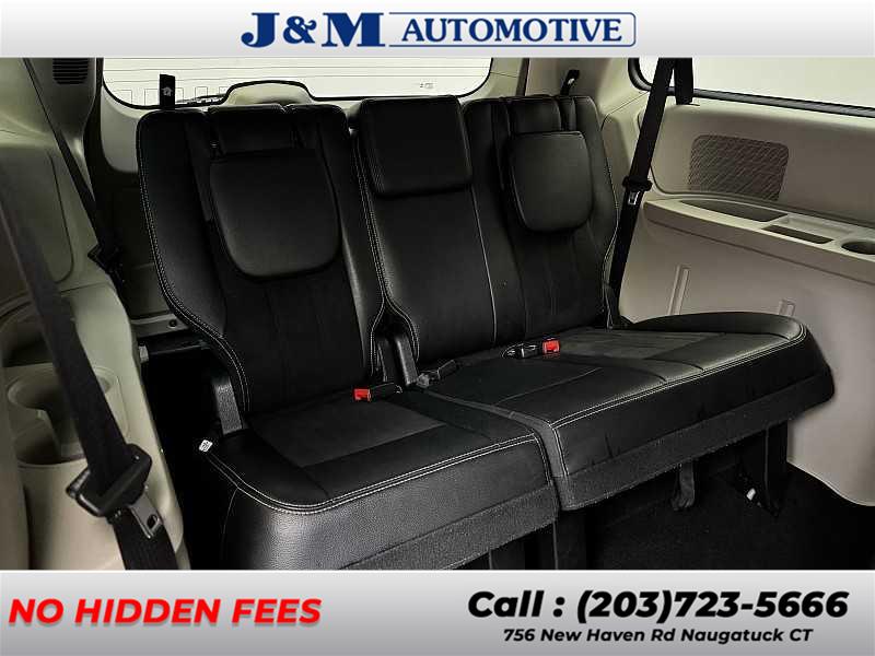2019 Dodge Grand Caravan SXT photo 16