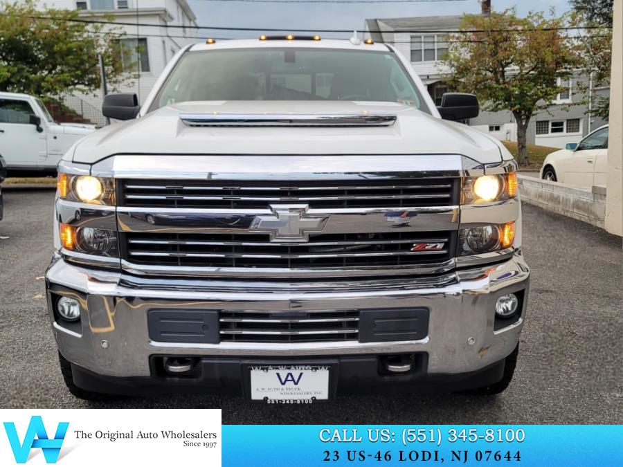 2015 Chevrolet Silverado 2500HD LTZ photo 2