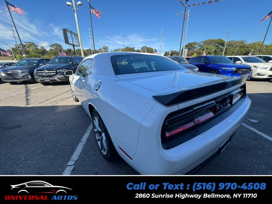 2023 Dodge Challenger GT photo 4