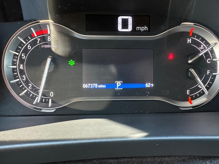 2016 Honda Pilot AWD 4dr Touring w/RES & Navi, available for sale in New Milford, Connecticut | New Milford Auto Sales. New Milford, Connecticut 2016 Honda Pilot AWD 4dr Touring w/RES & Navi, available for sale in New Milford, Connecticut | New Milford Auto Sales. New Milford, Connecticut