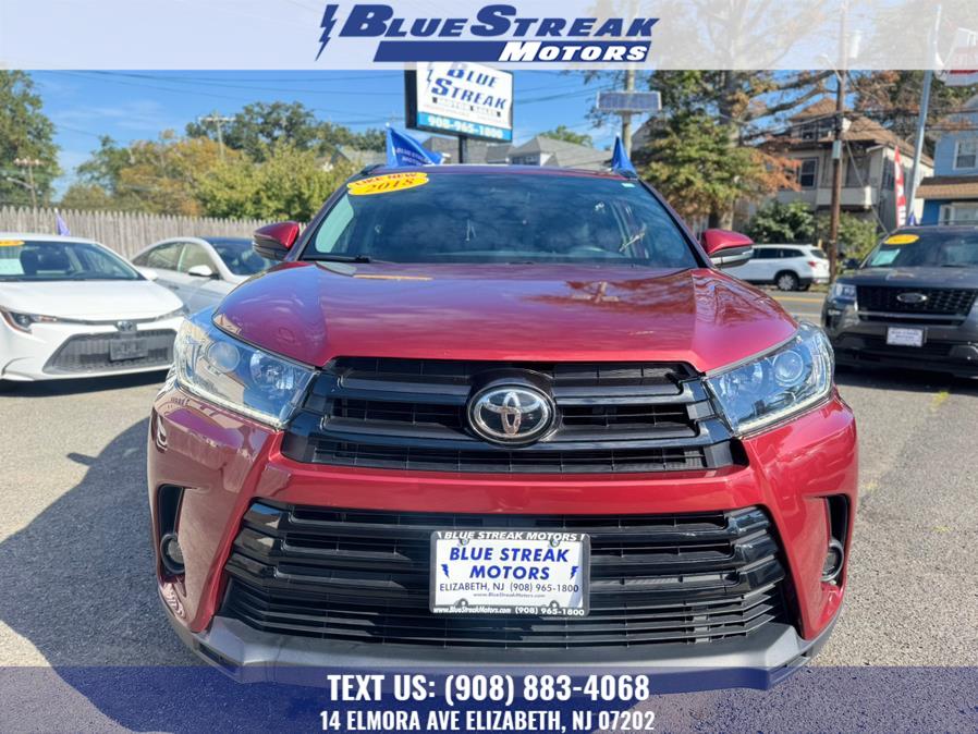 Used 2019 Toyota Highlander in Elizabeth, New Jersey | Blue Streak Motors. Elizabeth, New Jersey