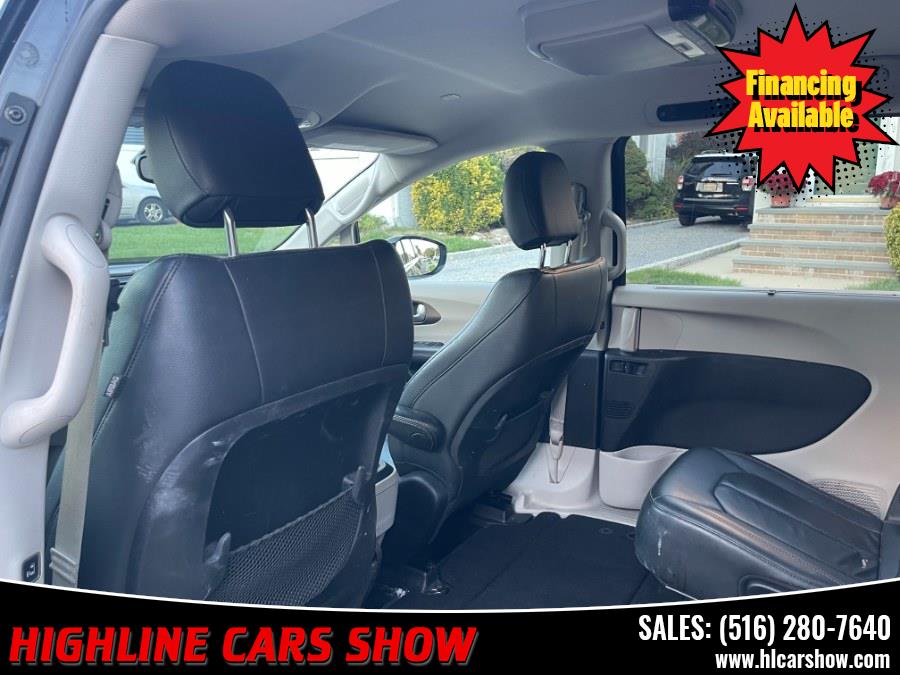 2017 Chrysler Pacifica Touring-L FWD, available for sale in West Hempstead, New York | Highline Cars Show Corp. West Hempstead, New York 2017 Chrysler Pacifica Touring-L FWD, available for sale in West Hempstead, New York | Highline Cars Show Corp. West Hempstead, New York
