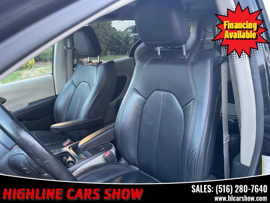 2017 Chrysler Pacifica Touring-L FWD, available for sale in West Hempstead, New York | Highline Cars Show Corp. West Hempstead, New York 2017 Chrysler Pacifica Touring-L FWD, available for sale in West Hempstead, New York | Highline Cars Show Corp. West Hempstead, New York