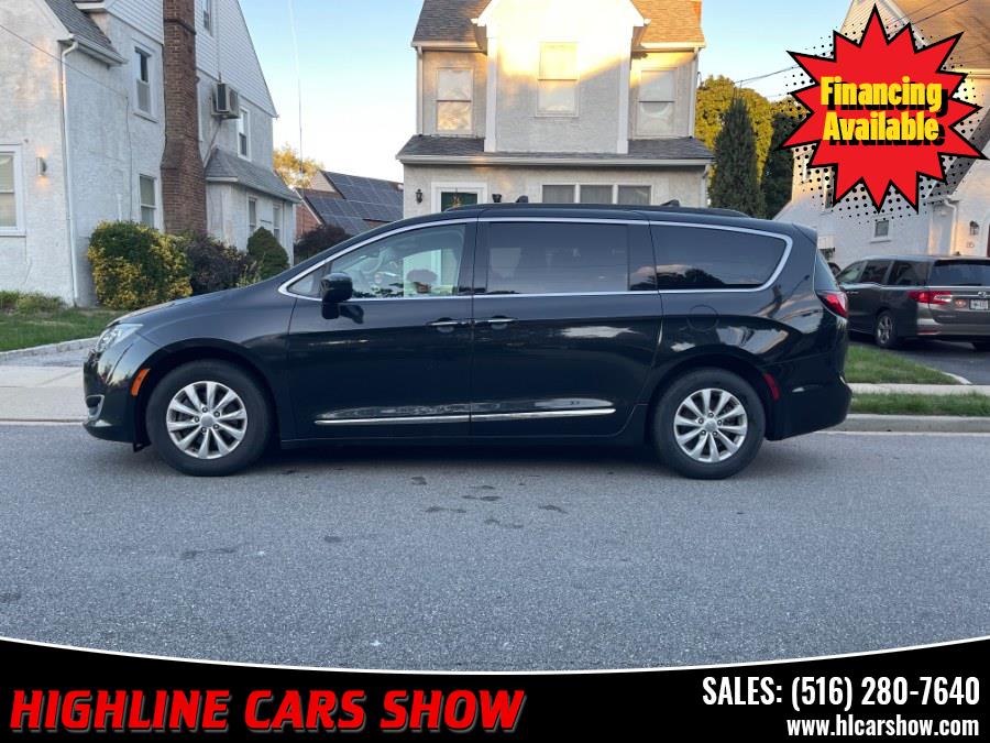 2017 Chrysler Pacifica Touring-L FWD, available for sale in West Hempstead, New York | Highline Cars Show Corp. West Hempstead, New York 2017 Chrysler Pacifica Touring-L FWD, available for sale in West Hempstead, New York | Highline Cars Show Corp. West Hempstead, New York