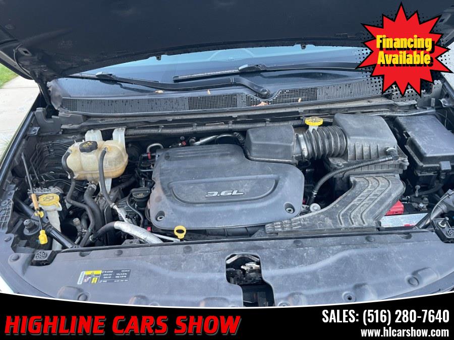 2017 Chrysler Pacifica Touring-L FWD, available for sale in West Hempstead, New York | Highline Cars Show Corp. West Hempstead, New York 2017 Chrysler Pacifica Touring-L FWD, available for sale in West Hempstead, New York | Highline Cars Show Corp. West Hempstead, New York