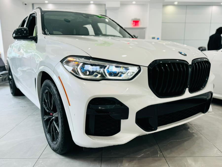 2022 BMW X5 xDrive40i Sports Activity Vehicle, available for sale in Franklin Square, New York | Luxury Motor Club. Franklin Square, New York 2022 BMW X5 xDrive40i Sports Activity Vehicle, available for sale in Franklin Square, New York | Luxury Motor Club. Franklin Square, New York