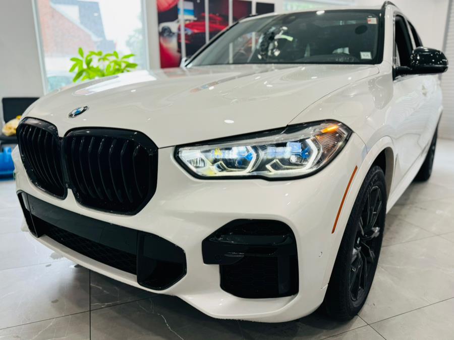 2022 BMW X5 xDrive40i Sports Activity Vehicle, available for sale in Franklin Square, New York | Luxury Motor Club. Franklin Square, New York 2022 BMW X5 xDrive40i Sports Activity Vehicle, available for sale in Franklin Square, New York | Luxury Motor Club. Franklin Square, New York