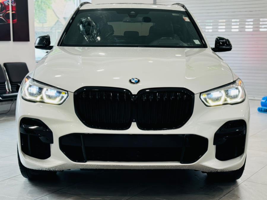 2022 BMW X5 xDrive40i Sports Activity Vehicle, available for sale in Franklin Square, New York | Luxury Motor Club. Franklin Square, New York 2022 BMW X5 xDrive40i Sports Activity Vehicle, available for sale in Franklin Square, New York | Luxury Motor Club. Franklin Square, New York