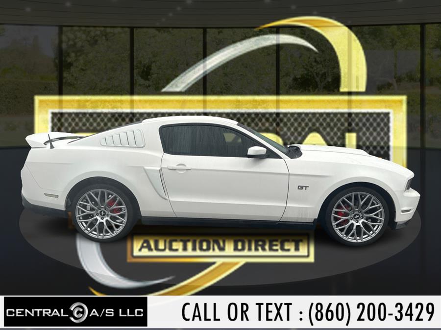 2010 Ford Mustang GT photo 4