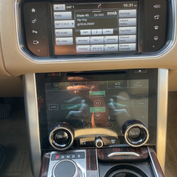 2016 Land Rover Range Rover 4WD 4dr HSE, available for sale in Hicksville, New York | REGAL AUTOHAUS Auto Service and Sales. Hicksville, New York 2016 Land Rover Range Rover 4WD 4dr HSE, available for sale in Hicksville, New York | REGAL AUTOHAUS Auto Service and Sales. Hicksville, New York