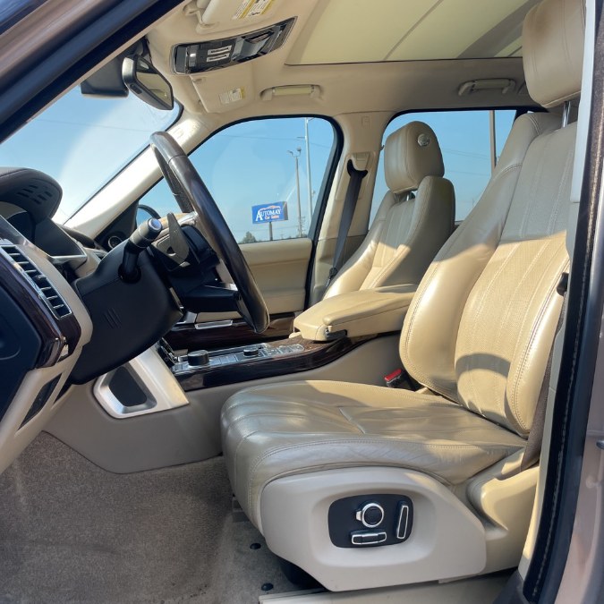 2016 Land Rover Range Rover 4WD 4dr HSE, available for sale in Hicksville, New York | REGAL AUTOHAUS Auto Service and Sales. Hicksville, New York 2016 Land Rover Range Rover 4WD 4dr HSE, available for sale in Hicksville, New York | REGAL AUTOHAUS Auto Service and Sales. Hicksville, New York