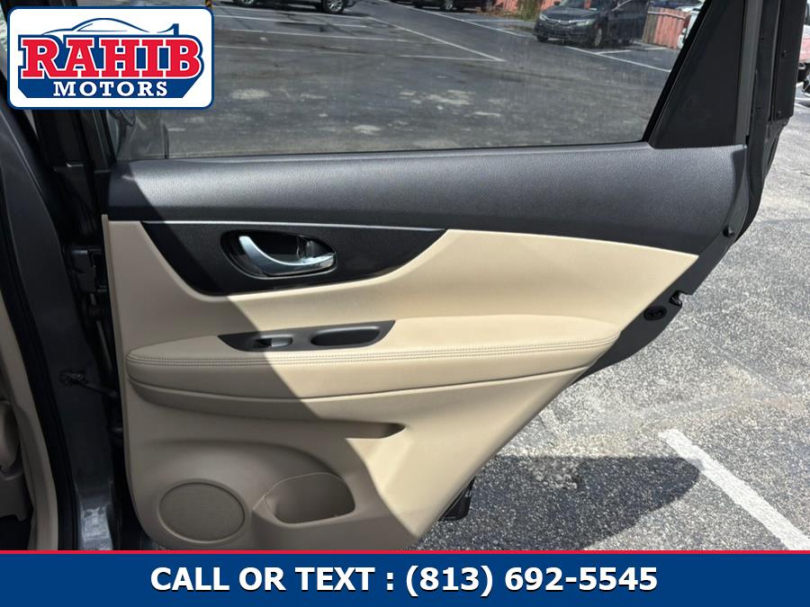 2017 Nissan Rogue FWD SV, available for sale in Orlando, Florida | RAHIB INC. Orlando, Florida 2017 Nissan Rogue FWD SV, available for sale in Orlando, Florida | RAHIB INC. Orlando, Florida