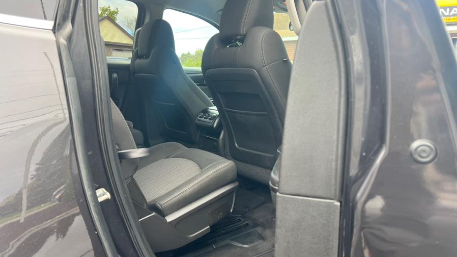 2015 Chevrolet Traverse AWD 4dr LT w/1LT, available for sale in East Windsor, Connecticut | A1 Auto Sale LLC. East Windsor, Connecticut 2015 Chevrolet Traverse AWD 4dr LT w/1LT, available for sale in East Windsor, Connecticut | A1 Auto Sale LLC. East Windsor, Connecticut