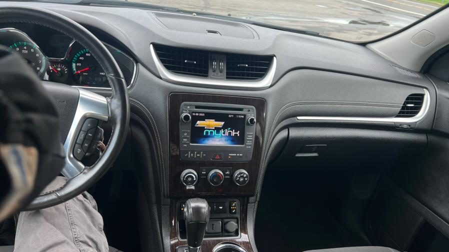 2015 Chevrolet Traverse AWD 4dr LT w/1LT, available for sale in East Windsor, Connecticut | A1 Auto Sale LLC. East Windsor, Connecticut 2015 Chevrolet Traverse AWD 4dr LT w/1LT, available for sale in East Windsor, Connecticut | A1 Auto Sale LLC. East Windsor, Connecticut