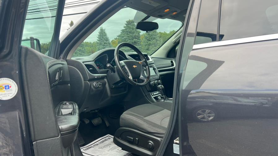 2015 Chevrolet Traverse AWD 4dr LT w/1LT, available for sale in East Windsor, Connecticut | A1 Auto Sale LLC. East Windsor, Connecticut 2015 Chevrolet Traverse AWD 4dr LT w/1LT, available for sale in East Windsor, Connecticut | A1 Auto Sale LLC. East Windsor, Connecticut