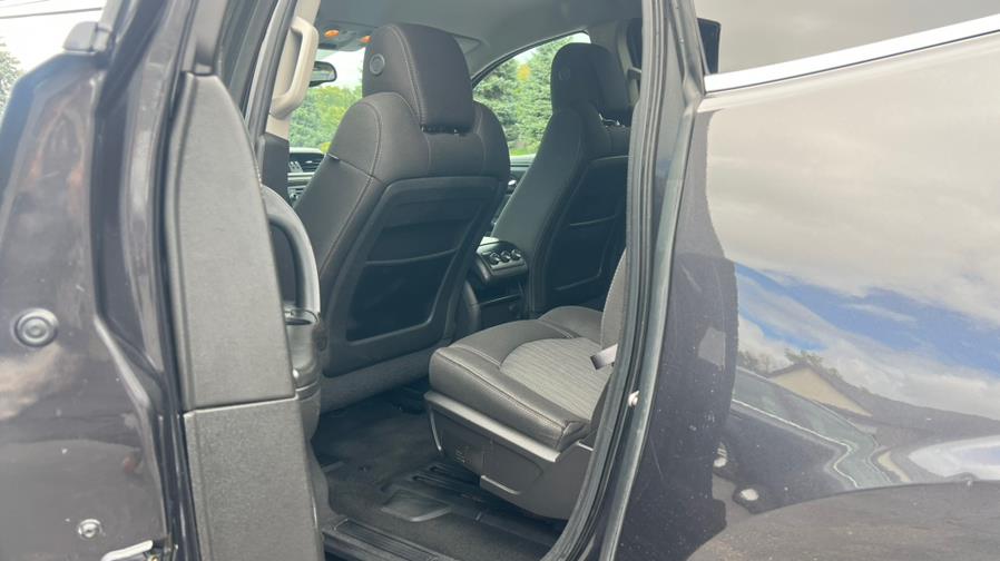 2015 Chevrolet Traverse AWD 4dr LT w/1LT, available for sale in East Windsor, Connecticut | A1 Auto Sale LLC. East Windsor, Connecticut 2015 Chevrolet Traverse AWD 4dr LT w/1LT, available for sale in East Windsor, Connecticut | A1 Auto Sale LLC. East Windsor, Connecticut