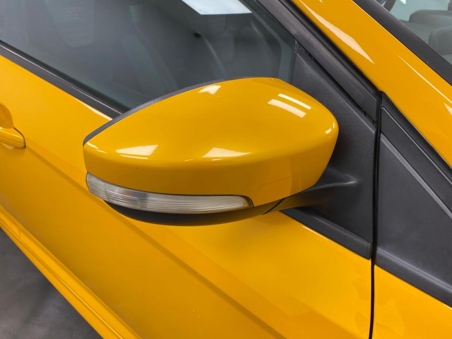 2015 Ford Focus 5dr HB ST, available for sale in Linden, New Jersey | East Coast Auto Group. Linden, New Jersey 2015 Ford Focus 5dr HB ST, available for sale in Linden, New Jersey | East Coast Auto Group. Linden, New Jersey