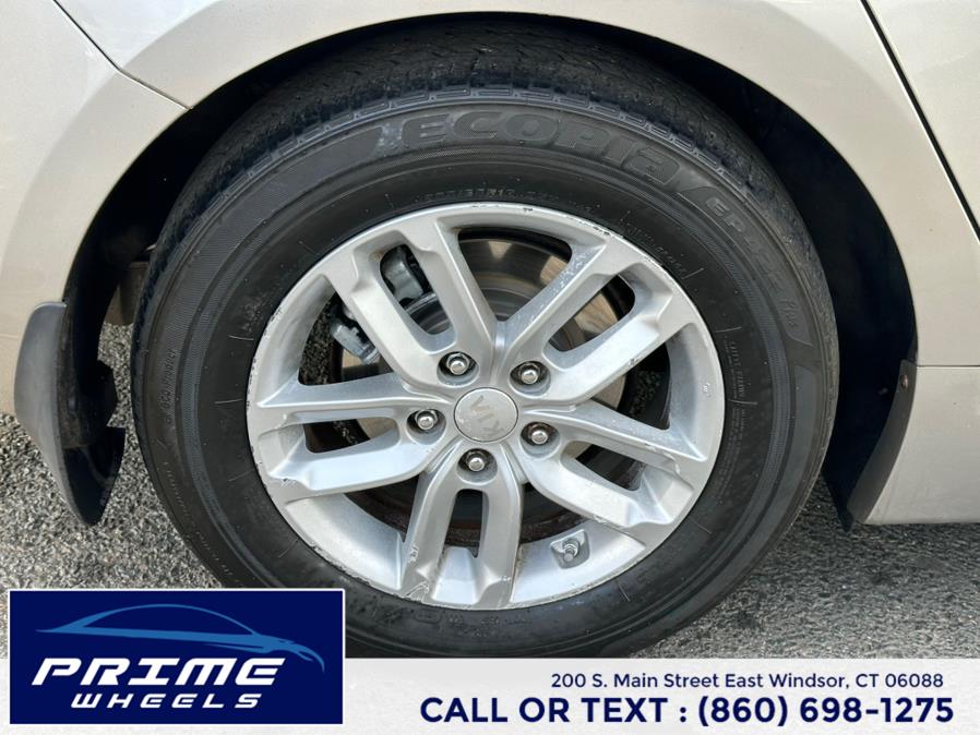 2013 Kia Optima 4dr Sdn LX, available for sale in East Windsor, Connecticut | Prime Wheels. East Windsor, Connecticut 2013 Kia Optima 4dr Sdn LX, available for sale in East Windsor, Connecticut | Prime Wheels. East Windsor, Connecticut