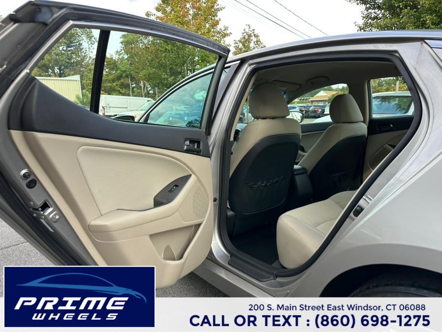 2013 Kia Optima 4dr Sdn LX, available for sale in East Windsor, Connecticut | Prime Wheels. East Windsor, Connecticut 2013 Kia Optima 4dr Sdn LX, available for sale in East Windsor, Connecticut | Prime Wheels. East Windsor, Connecticut