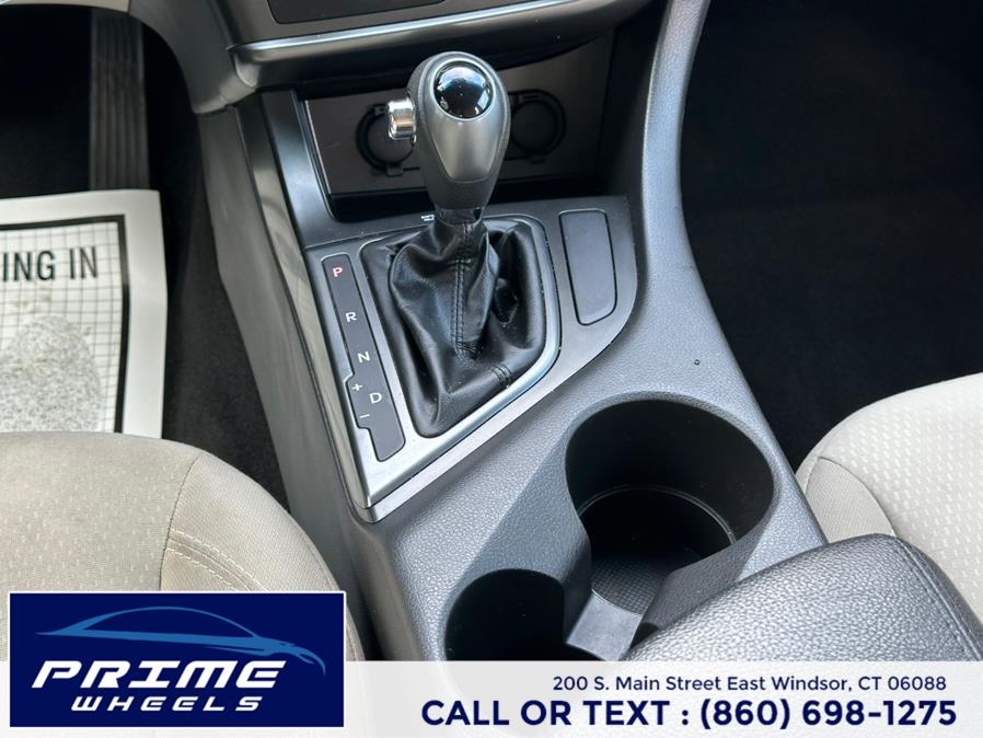 2013 Kia Optima 4dr Sdn LX, available for sale in East Windsor, Connecticut | Prime Wheels. East Windsor, Connecticut 2013 Kia Optima 4dr Sdn LX, available for sale in East Windsor, Connecticut | Prime Wheels. East Windsor, Connecticut