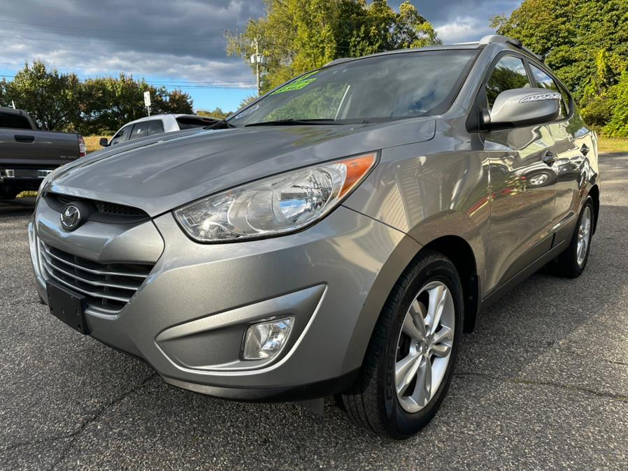 Used 2013 Hyundai Tucson in New Milford, Connecticut | Faustos Auto Body and Repairs LLC. New Milford, Connecticut