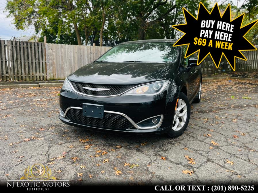 Used 2018 Chrysler Pacifica in Elizabeth, New Jersey | NJ Exotic Motors. Elizabeth, New Jersey