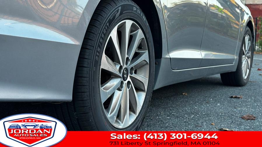 2017 Hyundai Sonata SE 2.4L, available for sale in Springfield, Massachusetts | Jordan Auto Sales. Springfield, Massachusetts 2017 Hyundai Sonata SE 2.4L, available for sale in Springfield, Massachusetts | Jordan Auto Sales. Springfield, Massachusetts