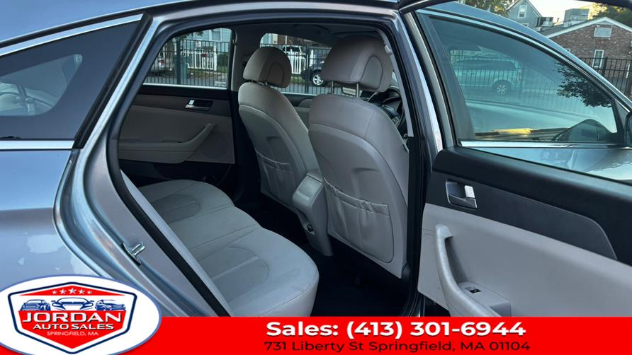 2017 Hyundai Sonata SE 2.4L, available for sale in Springfield, Massachusetts | Jordan Auto Sales. Springfield, Massachusetts 2017 Hyundai Sonata SE 2.4L, available for sale in Springfield, Massachusetts | Jordan Auto Sales. Springfield, Massachusetts