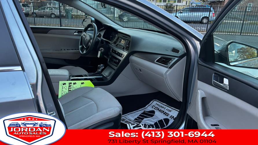 2017 Hyundai Sonata SE 2.4L, available for sale in Springfield, Massachusetts | Jordan Auto Sales. Springfield, Massachusetts 2017 Hyundai Sonata SE 2.4L, available for sale in Springfield, Massachusetts | Jordan Auto Sales. Springfield, Massachusetts