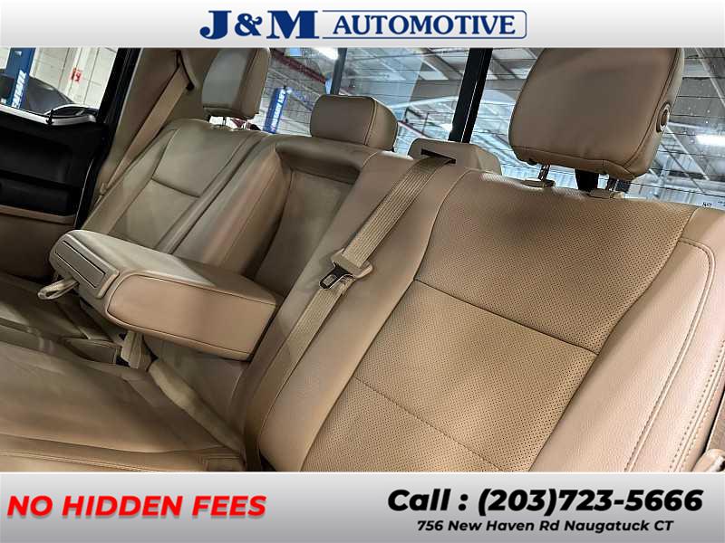 2017 Ford F-250 Lariat photo 16