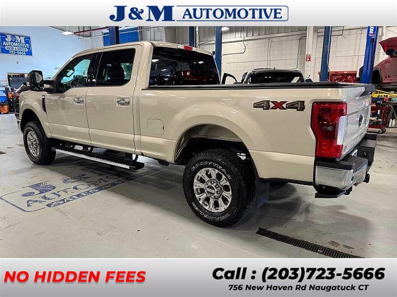 2017 Ford F-250 Lariat photo 3