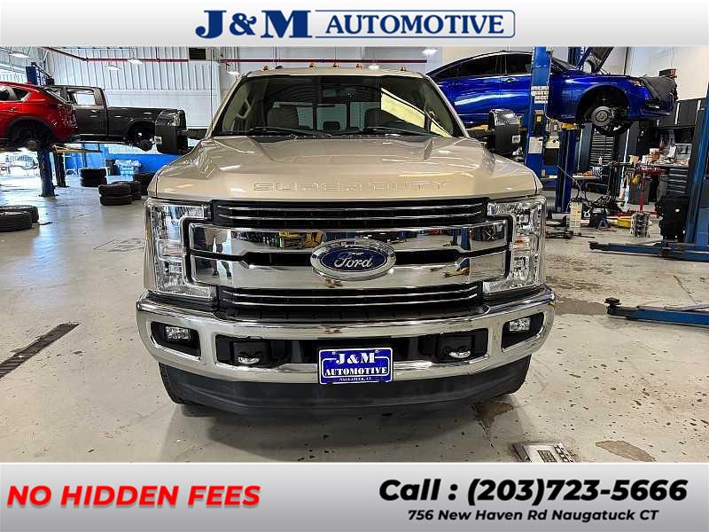 2017 Ford F-250 Lariat photo 8
