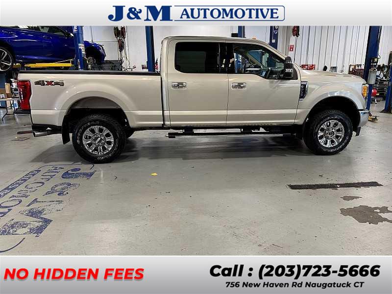 2017 Ford F-250 Lariat photo 6