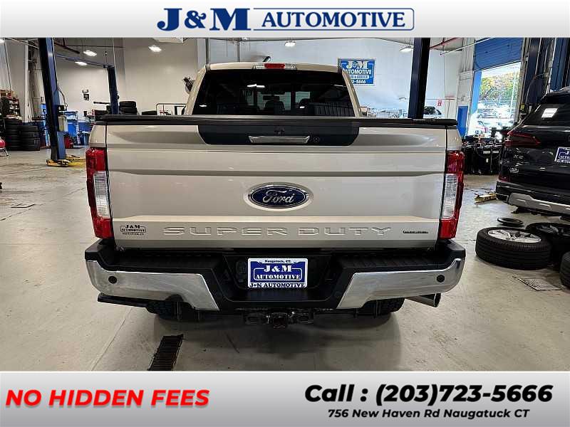 2017 Ford F-250 Lariat photo 4
