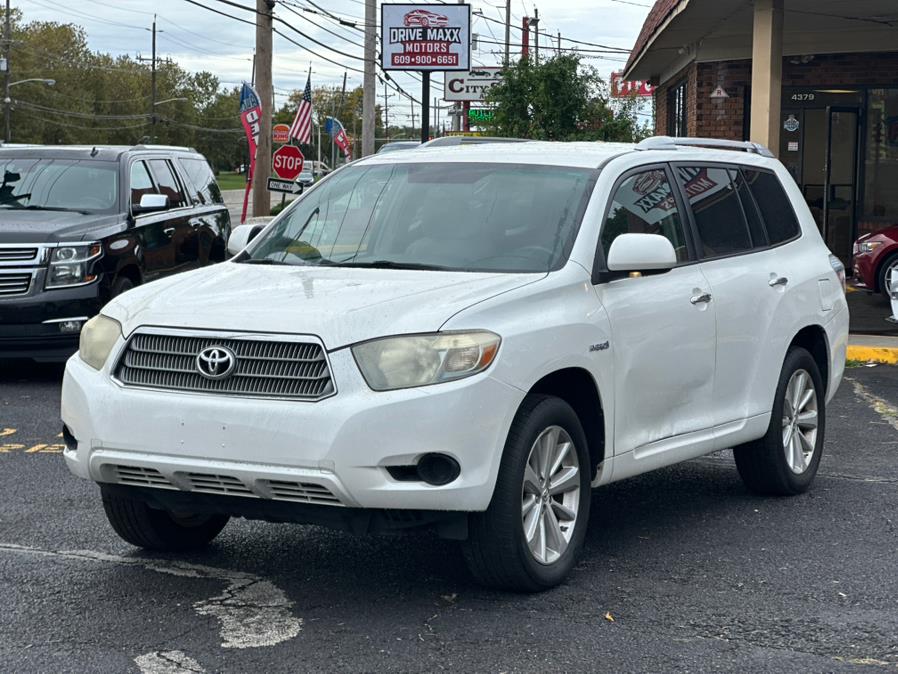 2009 Toyota Highlander Hybrid 4WD 4dr (Natl), available for sale in BURLINGTON, New Jersey | Tri States Auto Group. BURLINGTON, New Jersey