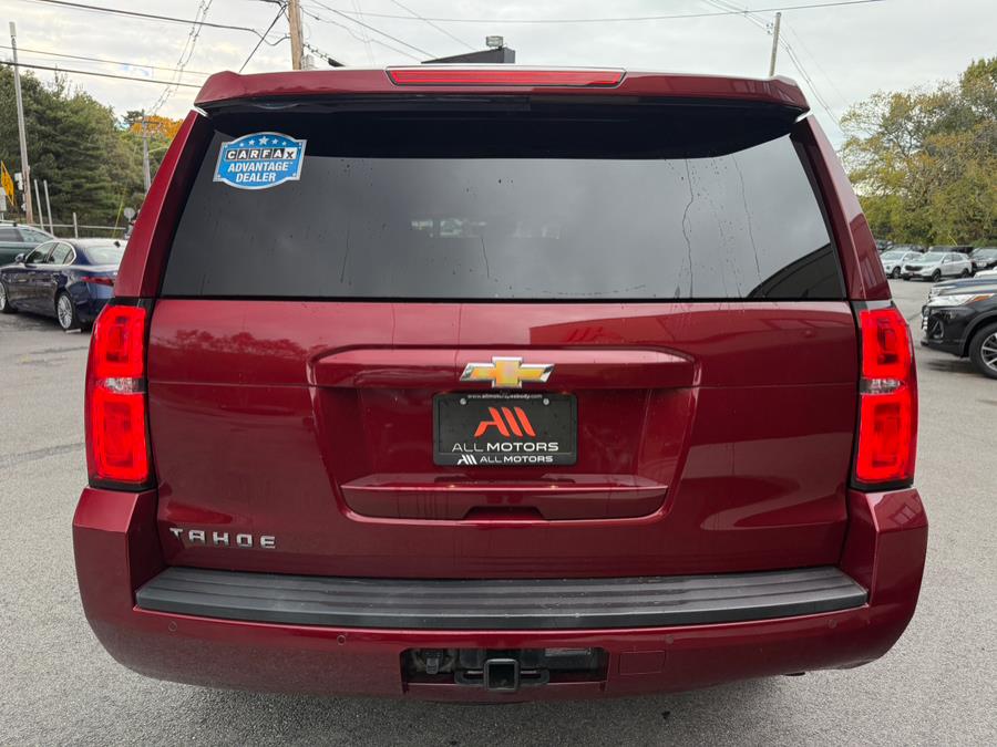 2017 Chevrolet Tahoe LT photo 4