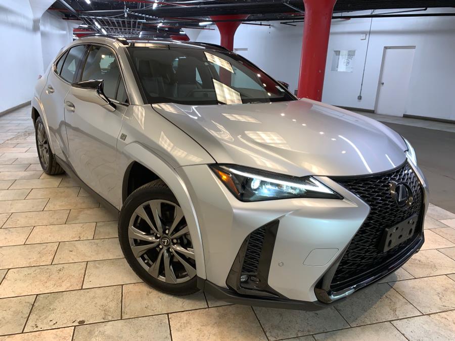 2024 Lexus UX 250h F SPORT Design photo 2