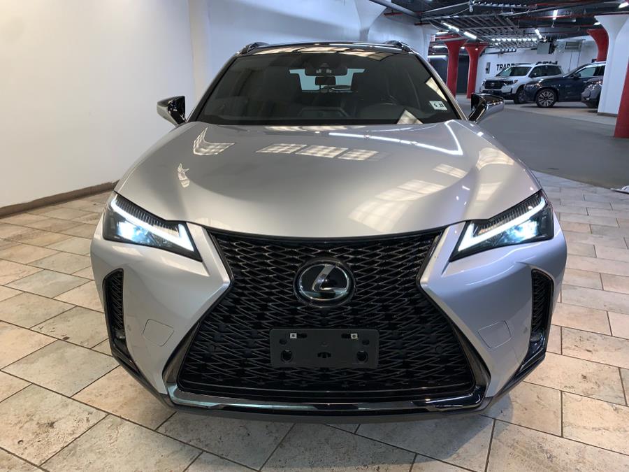 2024 Lexus UX 250h F SPORT Design photo 3